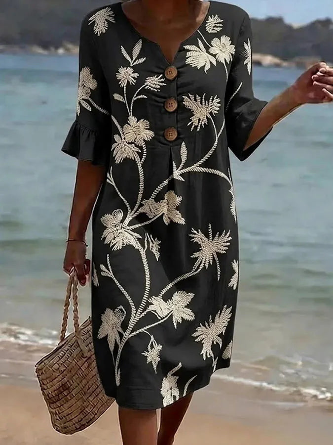 Casa Provincial | Elegante vestido casual de mujer con delicado estampado floral