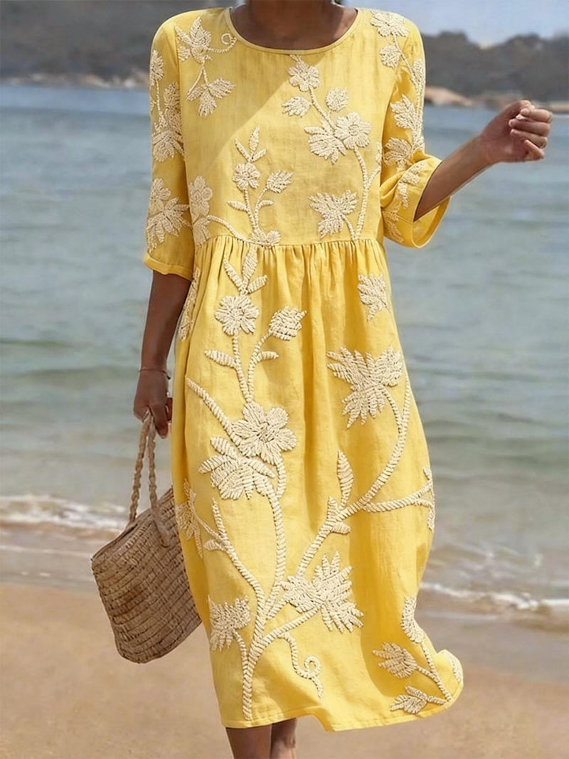 Casa Provincial | Vestido casual de mujer con delicado estampado floral