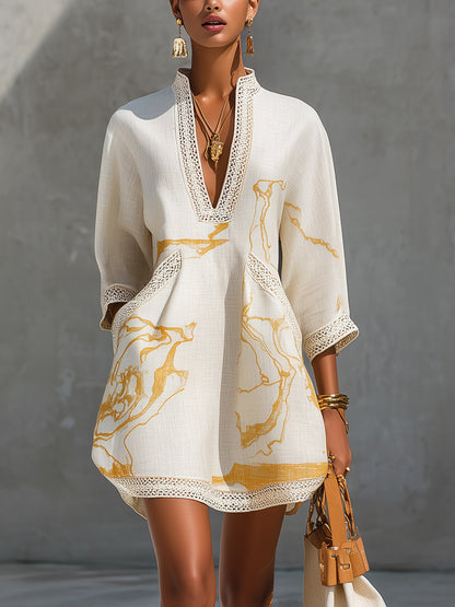 Ibiza | Mini vestido con estampado de mármol dorado y encaje de ganchillo