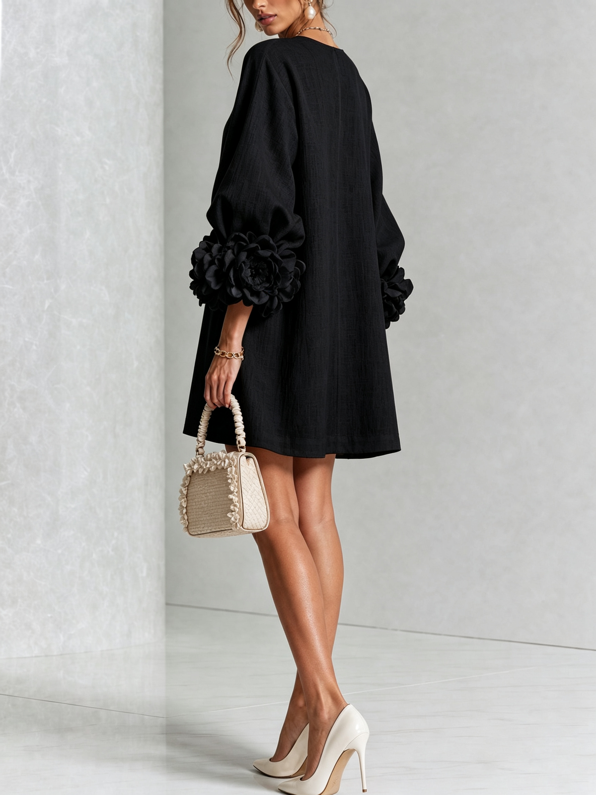 Cecilia | Vestido Mini en Mezcla de Lino con Puños Rosa, Negro