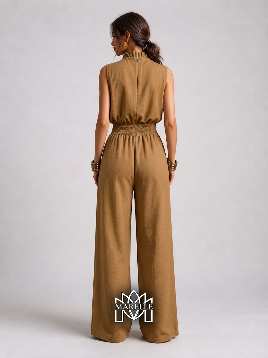 Zenaide | Mono color camel con escote alto anudado y pierna ancha